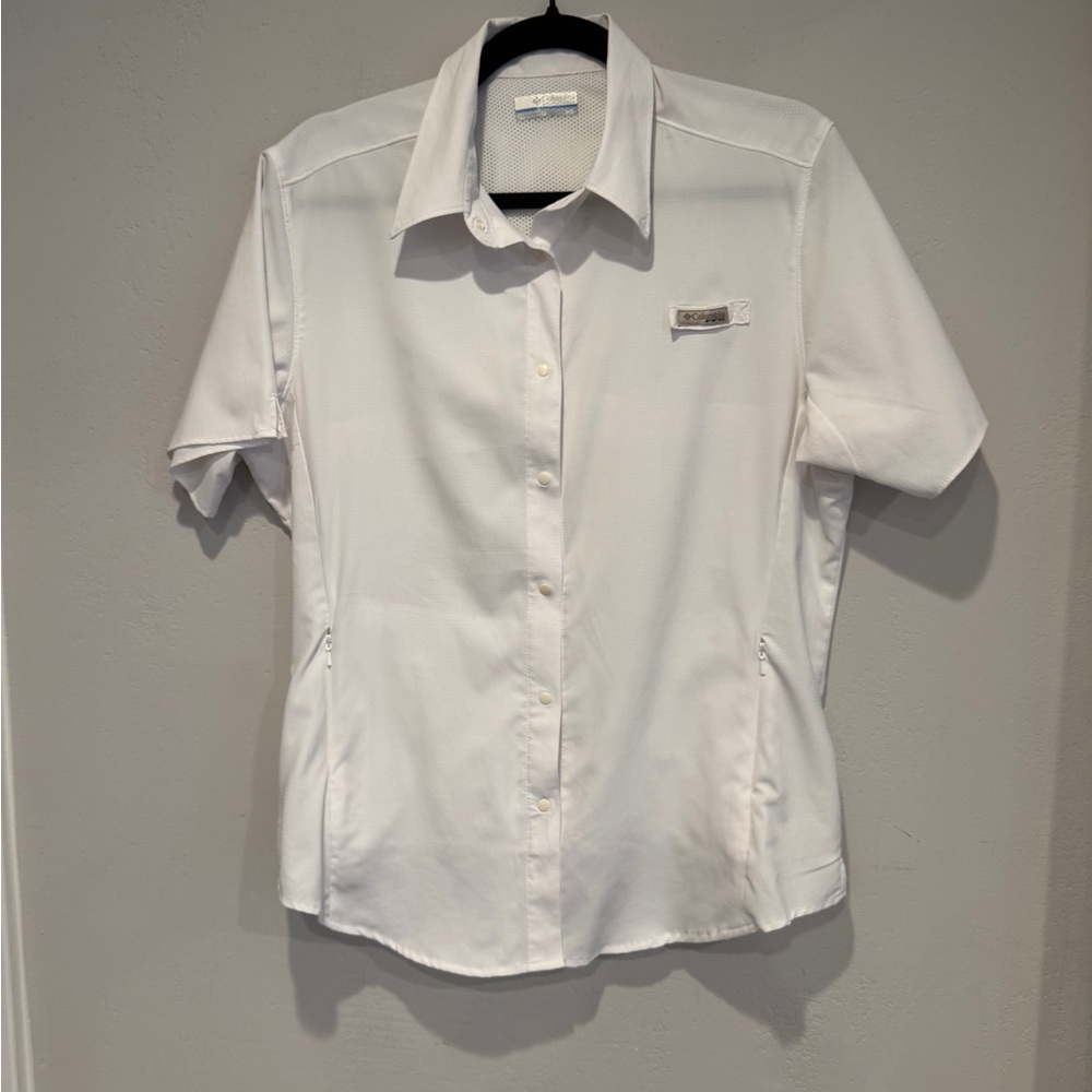 Columbia White Short Sleeve Shirt